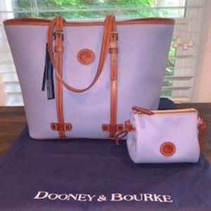 Dooney & Bourke Eva East/West Shopper & Cosmetic C